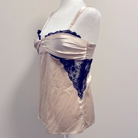 NWT Gomvi imoi bustier top - Picture 2 of 7